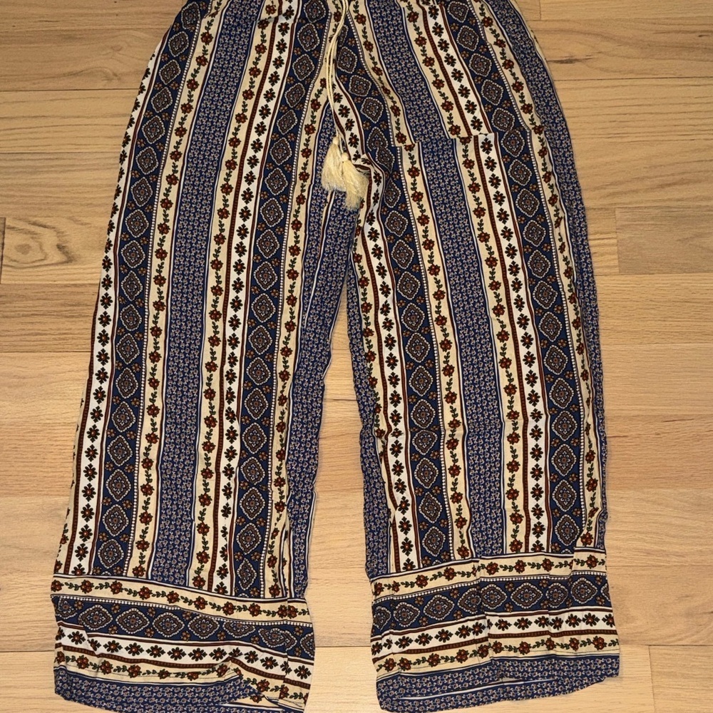 Shosho Blue and Cream Wide Leg Pants - Picture 2 of 13